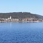 Oskar Im Baerenhuesli アパート *