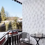 Oskar Im Baerenhuesli *