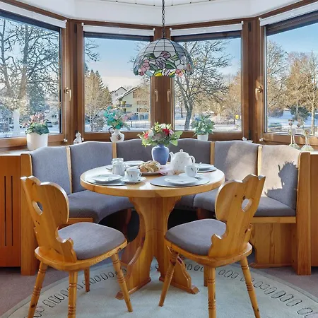 Oskar Im Baerenhuesli * Titisee-Neustadt