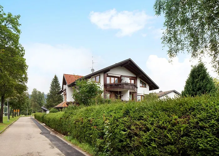 Oskar Im Baerenhuesli * Titisee-Neustadt